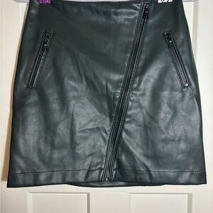 Express Dark Green Faux Leather Pencil Skirt‎